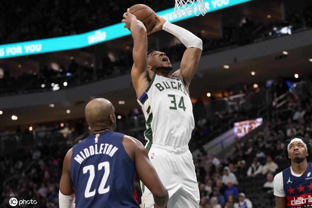 字母哥空砍33+15麦科勒姆绝杀 奇才胜雄鹿